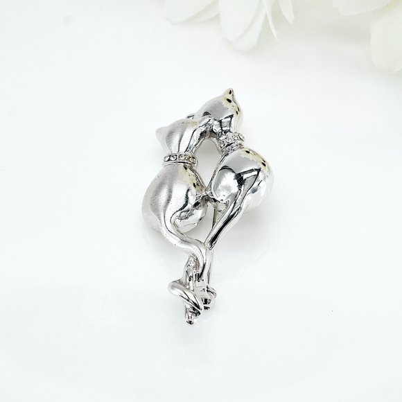 Vintage Brooch, Cat Pin, Gifts for Cat Lovers, Vintage Costume Jewelry - Picture 5 of 10